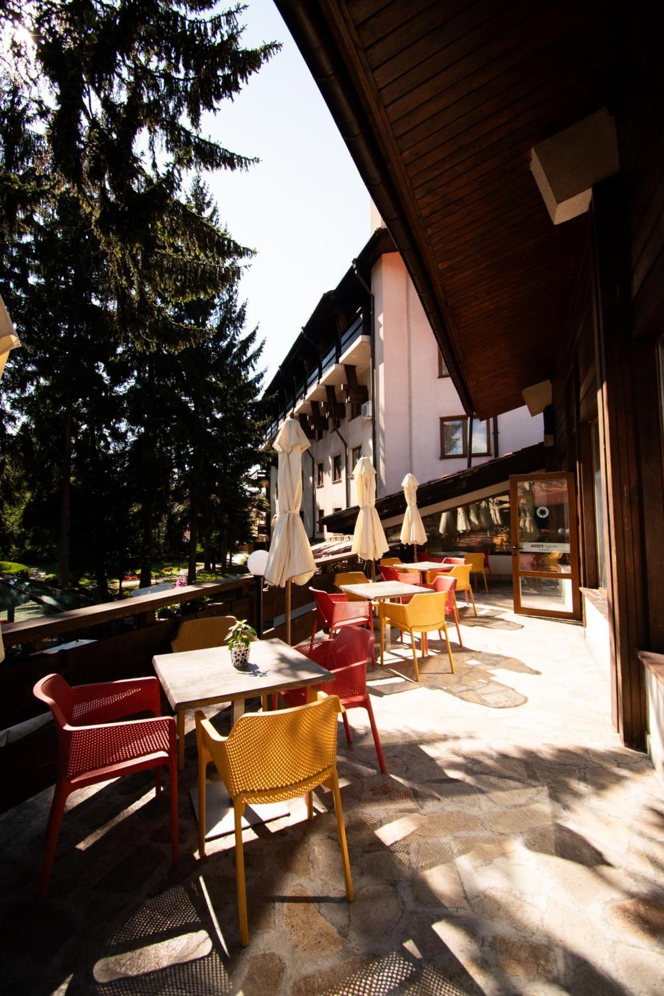 Hotel Pirin Банско Экстерьер фото